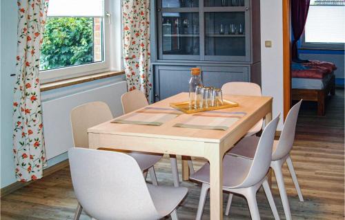 Neubrandenburg Maison | Gorgeous Home In Neubrandenburg
