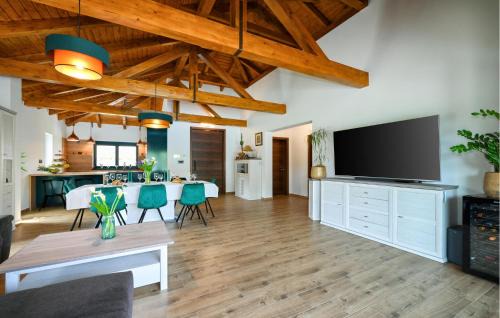 Puscine Maison | Gorgeous Home In Puscine With Sauna