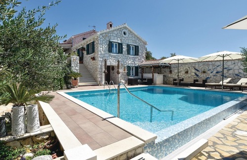 Razanj Maison | Belle maison à Razanj avec sauna