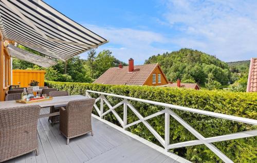 Songe Maison | Gorgeous Home In Risør With Wifi