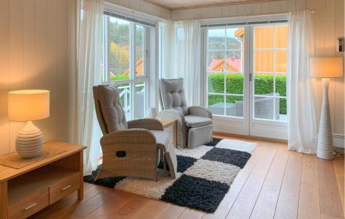 Songe Maison | Gorgeous Home In Risør With Wifi