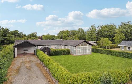 Sunds Maison | Gorgeous Home In Sunds With Kitchen