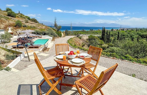 Evrostina Maison | Gorgeous home in Xylokastro