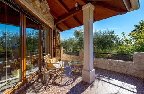 Linardici Maison | Superbe maison à Zgaljici avec WiFi