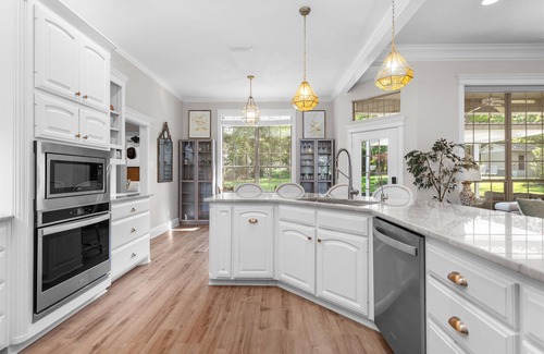 Tyler Maison | Gorgeous Home with Idyllic Huge Yard