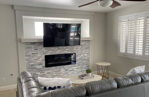 Gibson Springs Maison | Gorgeous Las Vegas/Henderson Home with Pool!!!