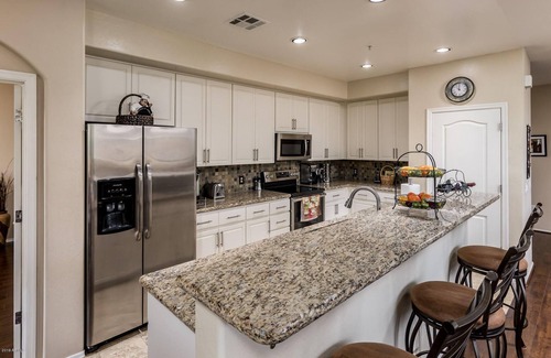 Fox Crossing Copropriété | Magnifique condo de luxe (bois franc / granit / tout rénové) sur l'eau dans la région d'Ocotillo