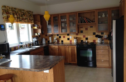 Cinebar Maison | Magnifique Mayfield Lake View House - Remises en semaine!
