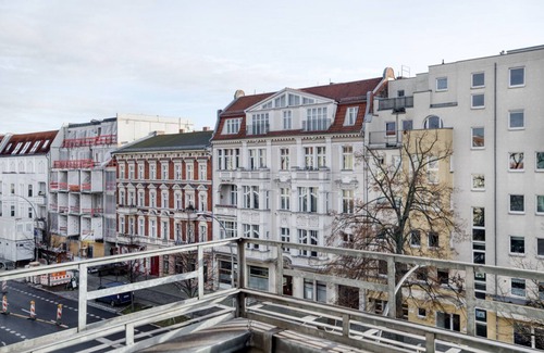 Pankow Appartement | Gorgeous Mitte 1BR nr Bürgerpark Pankow, by Blueground