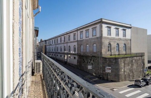Lordelo do Ouro e Massarelos Appartement | Gorgeous Modern Flat w/ Balcony | Ace Location
