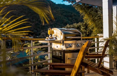 Port of Spain Villa | Gorgeous Mountain View Villa near city and beach