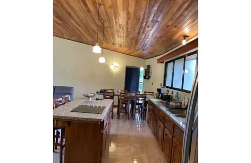 Sierra Maison | Gorgeous Mountain Home With Impressive Views!