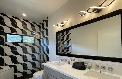 Haleiwa Maison | Gorgeous Oceanfront North Shore Compound Retreat