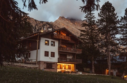 Cortina d'Ampezzo Chalet De Ski | Gorgeous penthouse with mountain view