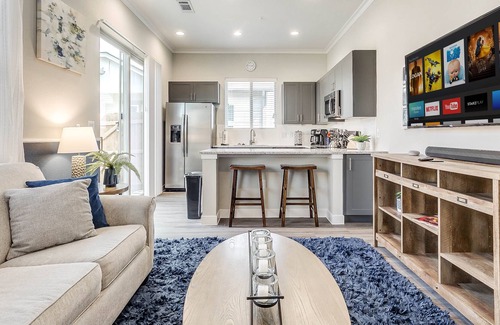 South Arlington Villa | ❤️ Superbe Villa Bleue Super Propre pour 4 personnes + Parking + Wifi PRIX RÉDUIT!