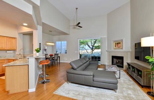 Carmel Pointe Maison | Magnifique maison de ville au coeur de la vallée d'Oro - 2 BD, 2 BA