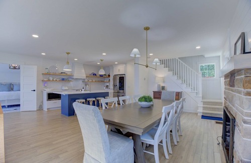 Huron Maison | Gorgeous Waterfront Retreat - 4bdrms/3.5bths