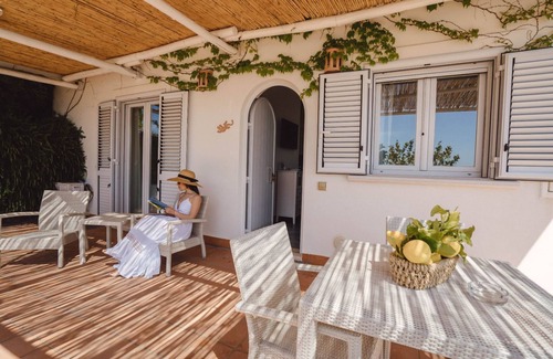 Villammare Appartement | Gorgonia - Sea view flat located in the Ruve Bianche Residence with swimming pool and private beach