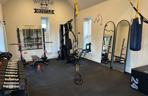 Goring Maison | Goring River Retreat with Gym and Wellness Area