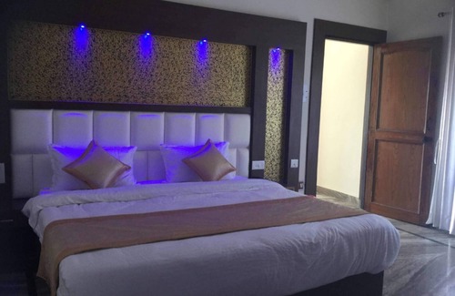 Amritpur Hôtel | Goroomgo Kavyansh Villa Bhimtal