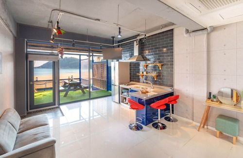 Goseong-gun Maison | Goseong Cnblue Oceanview Pension