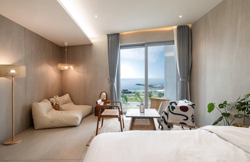 Toseong Maison | Goseong Gyeoulbada Ocean View Pension