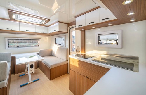 Goseong Maison | Goseong Hoostay Caravan Pension