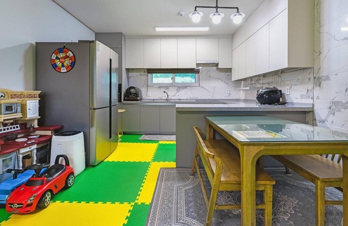 Sokcho Maison | Goseong Pinetree Pension