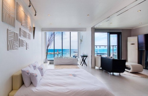 Toseong Maison | Goseong Top House Pension