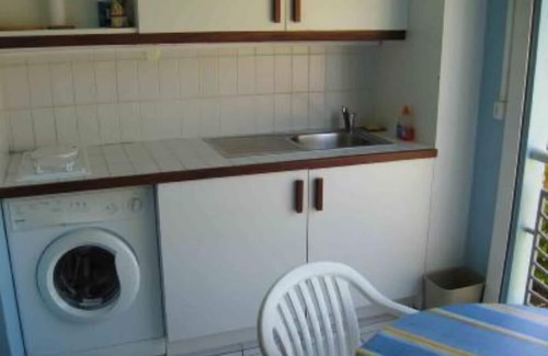 Pointe de la verdure Appartement | Gosier: Studio **** tout confort, vue mer et accès direct plage de sable blanc