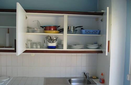 Pointe de la verdure Appartement | Gosier: Studio **** tout confort, vue mer et accès direct plage de sable blanc