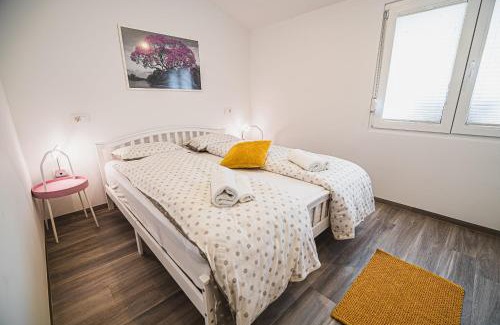 Kobarid Appartement | Gotar Apartment with Garden