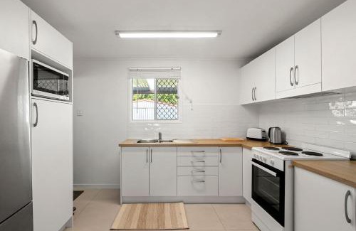 Currimundi Maison | Gothic Pde 16, Currimundi