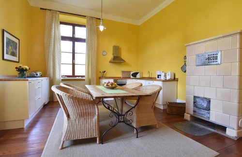 Satow Appartement | Gotisches Appartement in Satow mit Garten