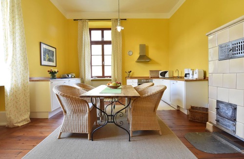 Satow Appartement | Gotisches Appartement in Satow mit Garten
