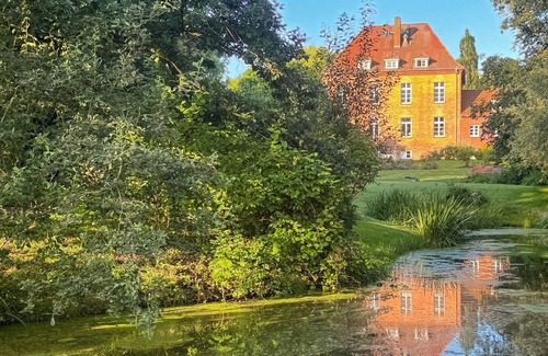 Warnkenhagen Maison | Gottin Manor House - Manor House