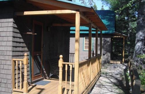 Gaspe Cabine | Gourmet Salmon Club Cabin 2
