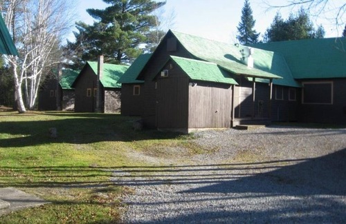 Gaspe Cabine | Gourmet Salmon Club Cabin 2