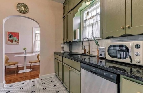 Lincoln Terrace Maison | Governor's neighborhood OR med