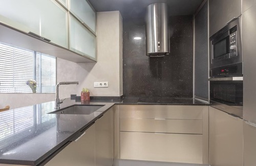 la Vila de Gracia Appartement | Gràcia : Terrasse privée et piscine, 6 personnes