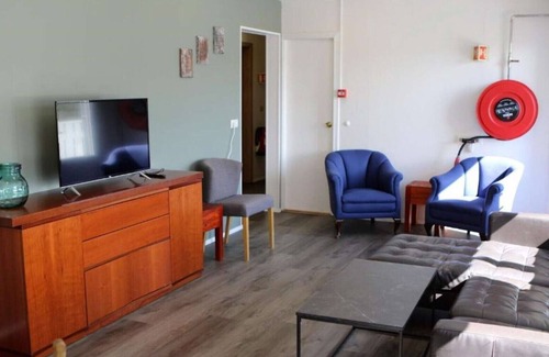 Reykholt Maison | Grímsstaðir Guesthouse - Family friendly