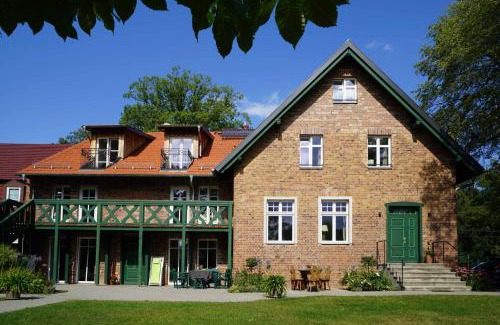 Burg-Dorf Appartement | Grüner Wald