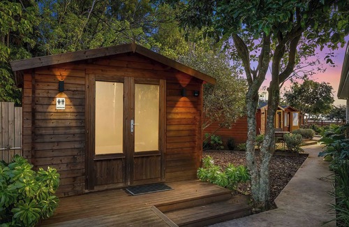 Otaki Maison | Grace Whenua Chalets (up to 20 ppl)