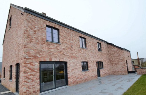 Beauraing Maison | Magnifique et spacieuse maison de vacances avec vue sur la campagne à Beauraing