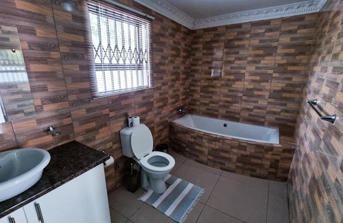 Greater Tubatse Maison | Gracious Lodge