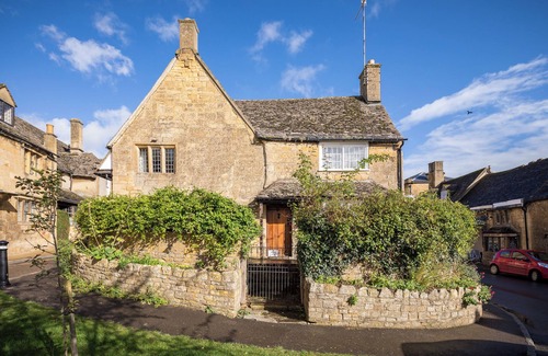 Chipping Campden Cottage | Grade II Prestige Cotswolds Gîte Hébergement classé. VisitEngland 4 ****