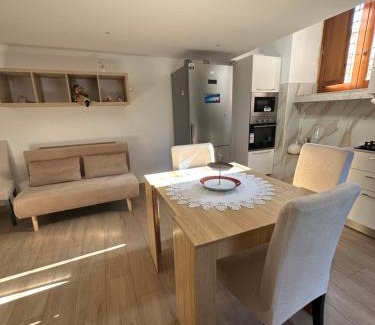 Nocera Superiore Appartement | Gradevole studio in corte