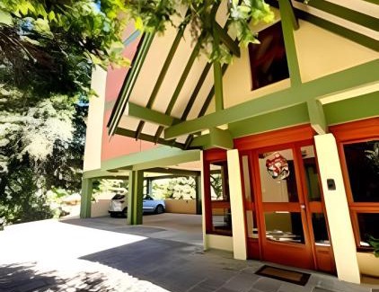 Bairro Lago Negro Maison | Apto Gramado a pé! Ar cond, Tv Smart, Wi-fi, Vaga!