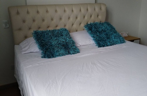 Guatape Maison | Gran apartamento en plaza principal