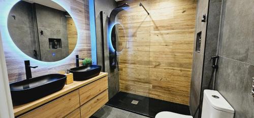 Badalona Appartement | Gran apartamento ideal grupos muy cerca Barcelona